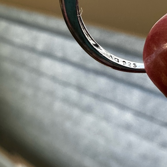 Sterling Silver Tanzanite & Diamond Ring - Picture 6 of 8